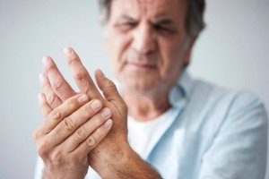 man with joint pain | Gundry MD